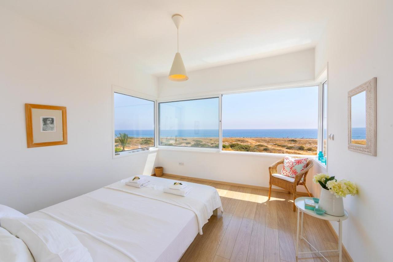 Protaras Beachfront Villa Alia מראה חיצוני תמונה