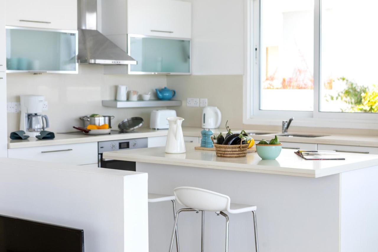 Protaras Beachfront Villa Alia מראה חיצוני תמונה