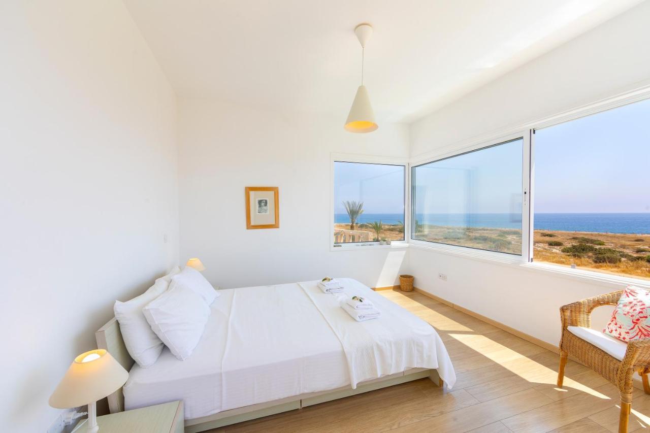 Protaras Beachfront Villa Alia מראה חיצוני תמונה