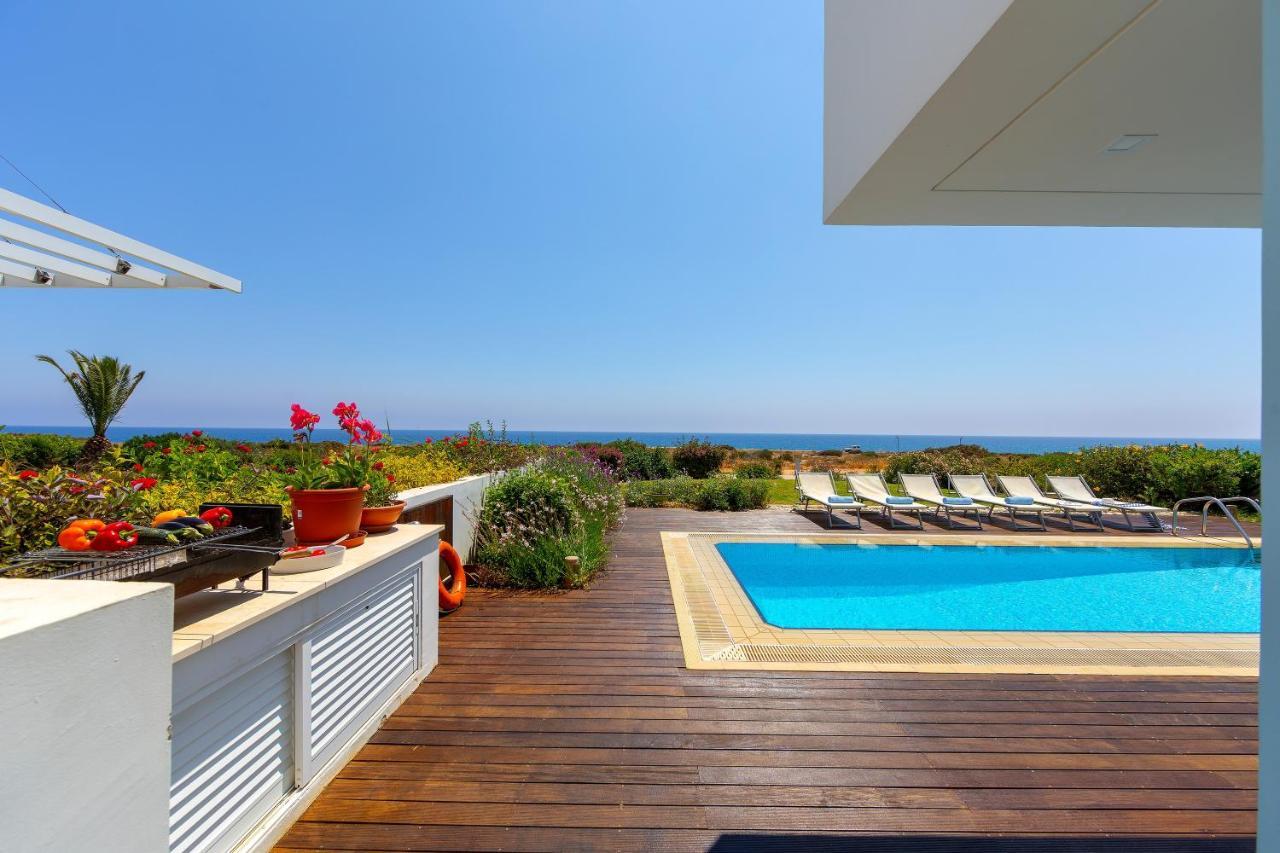 Protaras Beachfront Villa Alia מראה חיצוני תמונה