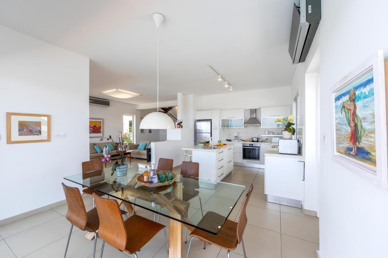 Protaras Beachfront Villa Alia מראה חיצוני תמונה