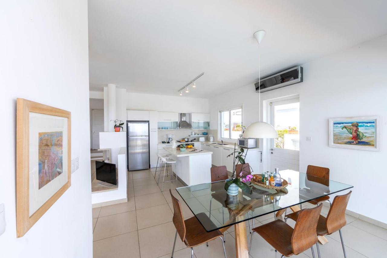 Protaras Beachfront Villa Alia מראה חיצוני תמונה
