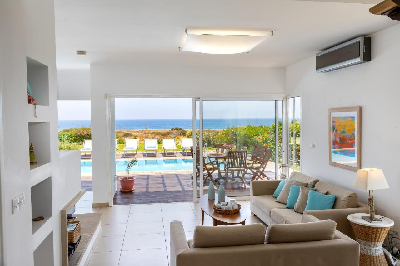 Protaras Beachfront Villa Alia מראה חיצוני תמונה