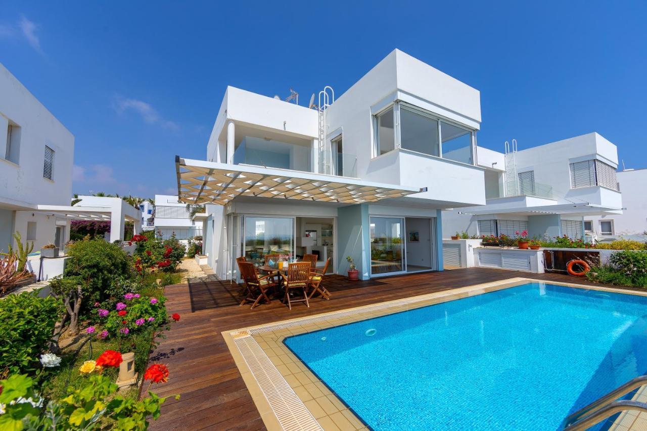 Protaras Beachfront Villa Alia מראה חיצוני תמונה