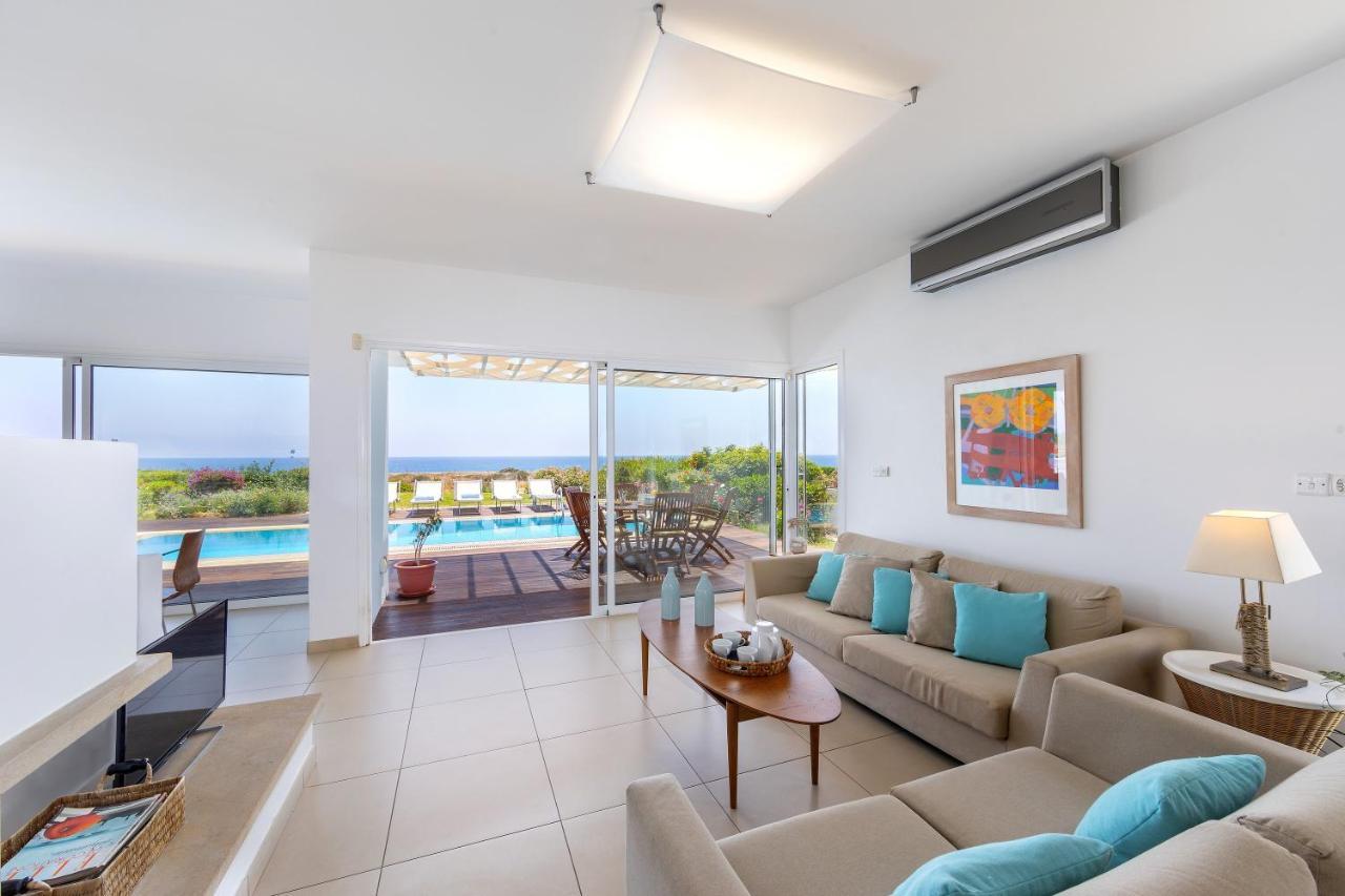 Protaras Beachfront Villa Alia מראה חיצוני תמונה