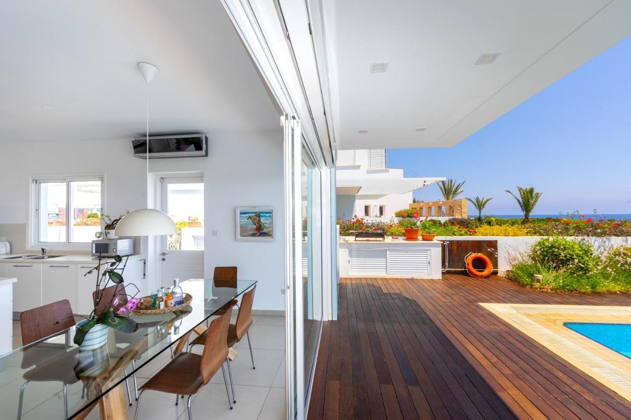 Protaras Beachfront Villa Alia מראה חיצוני תמונה