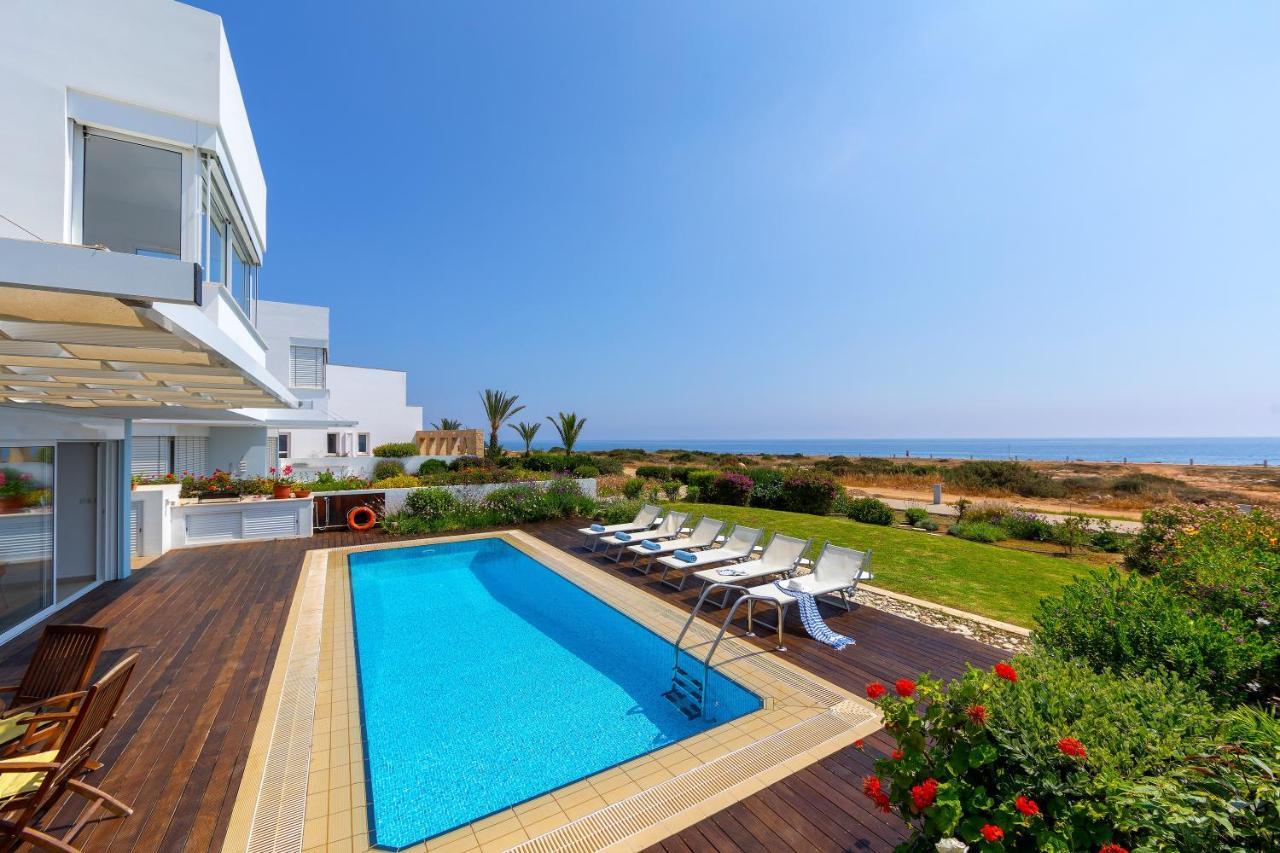 Protaras Beachfront Villa Alia מראה חיצוני תמונה
