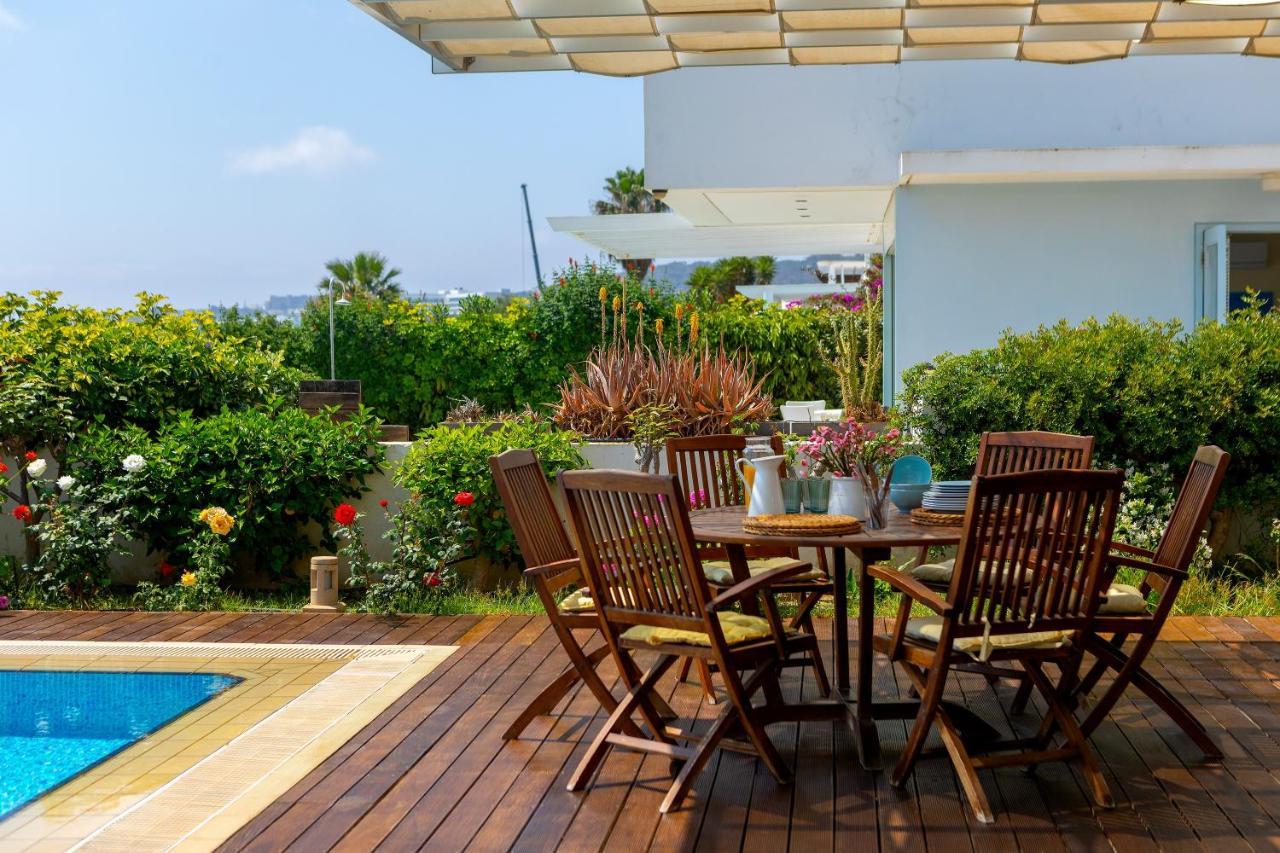 Protaras Beachfront Villa Alia מראה חיצוני תמונה
