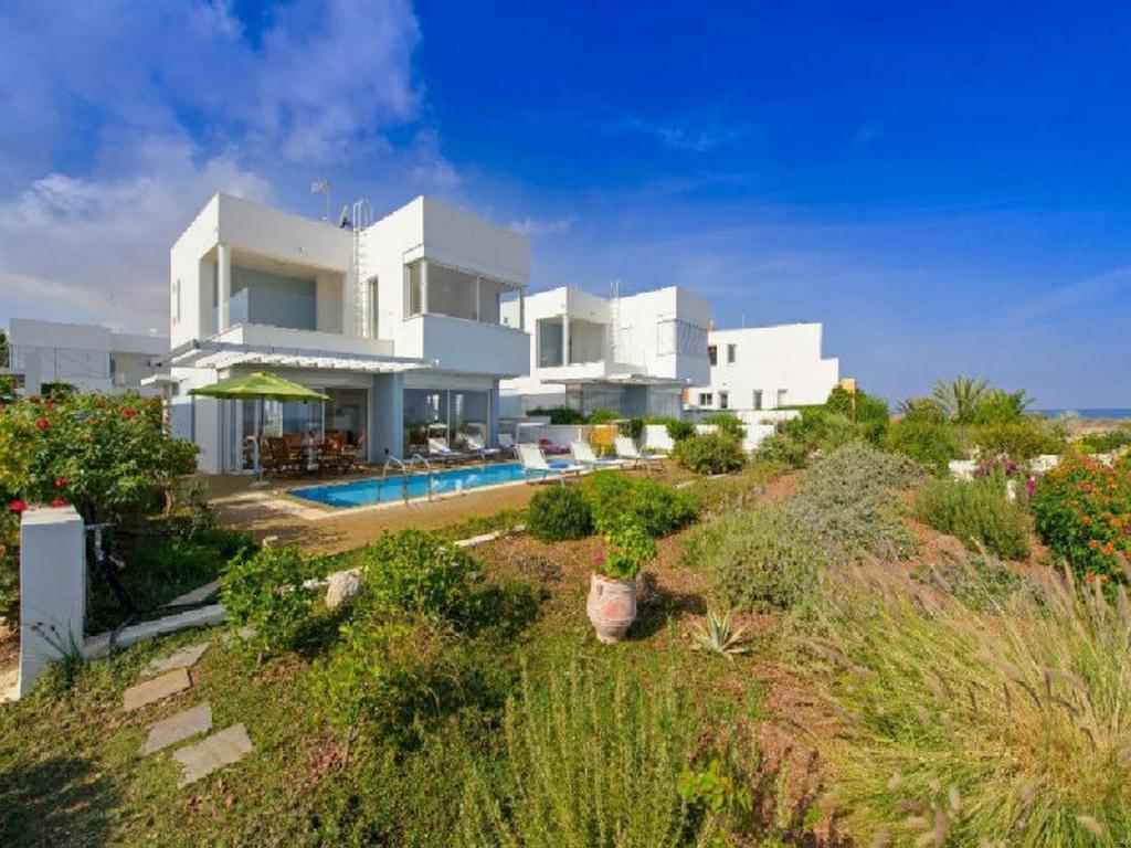 Protaras Beachfront Villa Alia מראה חיצוני תמונה